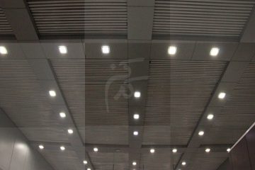سقف کاذب ایستگاه متروی میدان ولیعصر